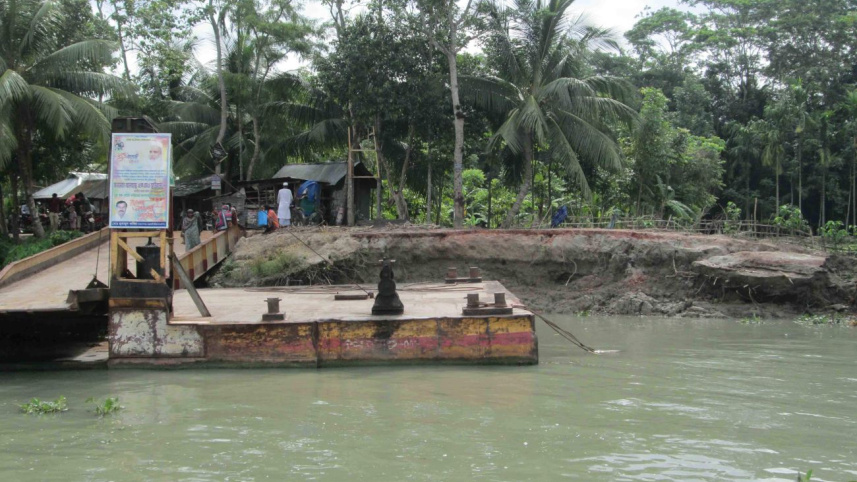 Shondhya River ferry terminal.jpg