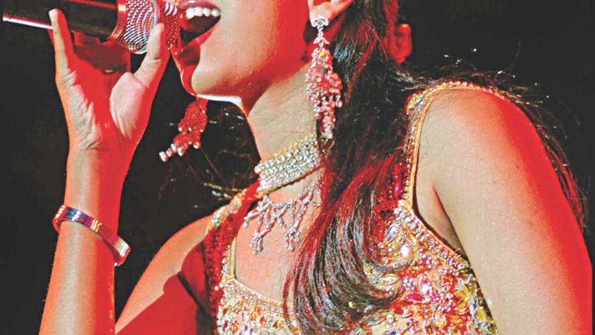 Shreya Ghosal perform at ICCB