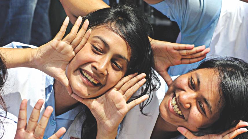 Students celebrate HSC results.jpg