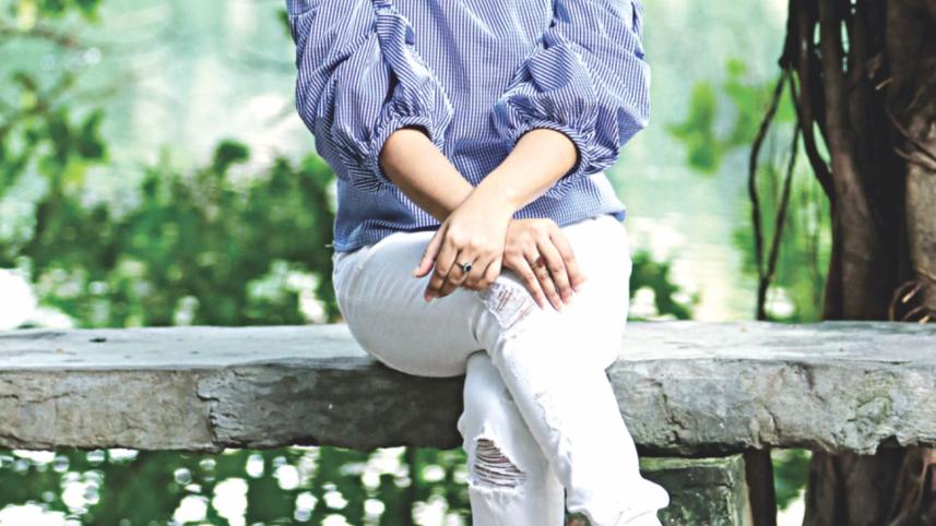 Actress Bhabna's novel Taara