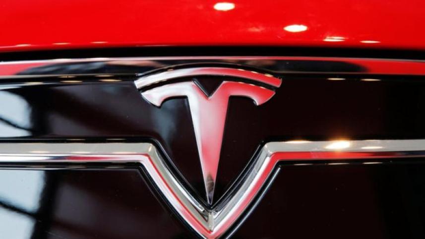 Tesla, Tesla's Autopilot, Florida, United States, first Tesla death