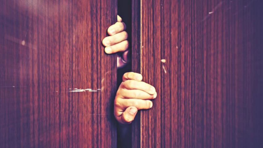 The Closeted Centrist