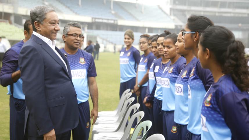 Tigresses' photosession.jpg