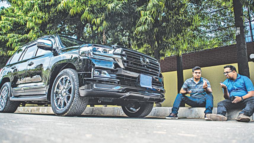 Toyota Land Cruiser.jpg