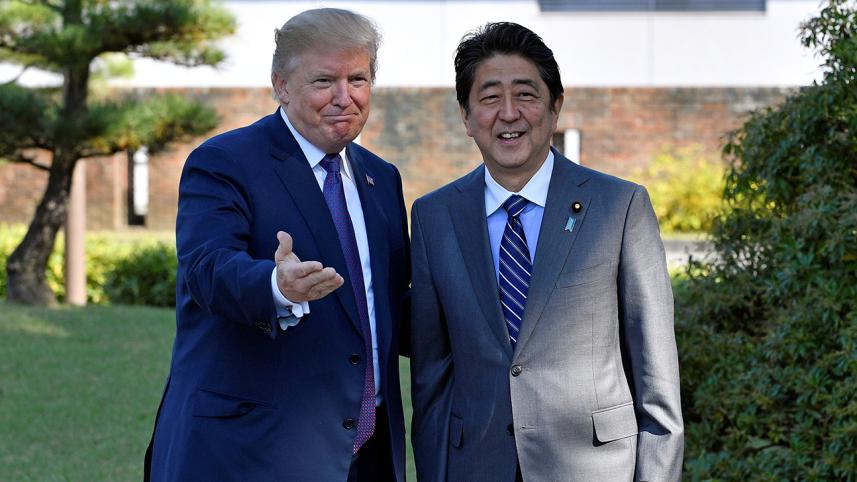 US President Donald Trump with Japanese Prime Minister Shinzo Abe