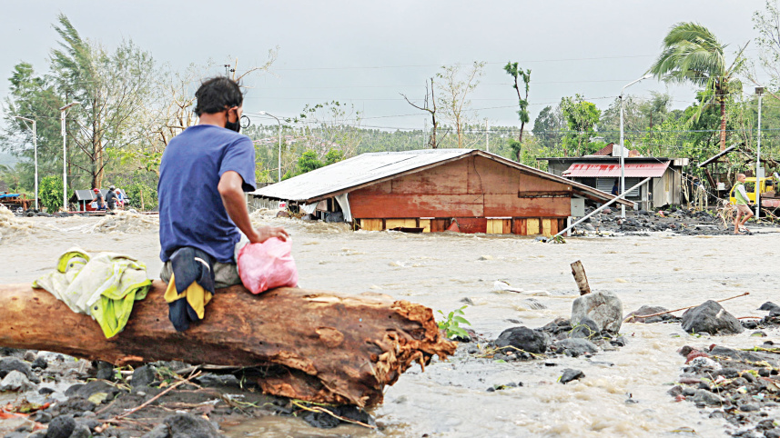 Typhoon-Goni.jpg