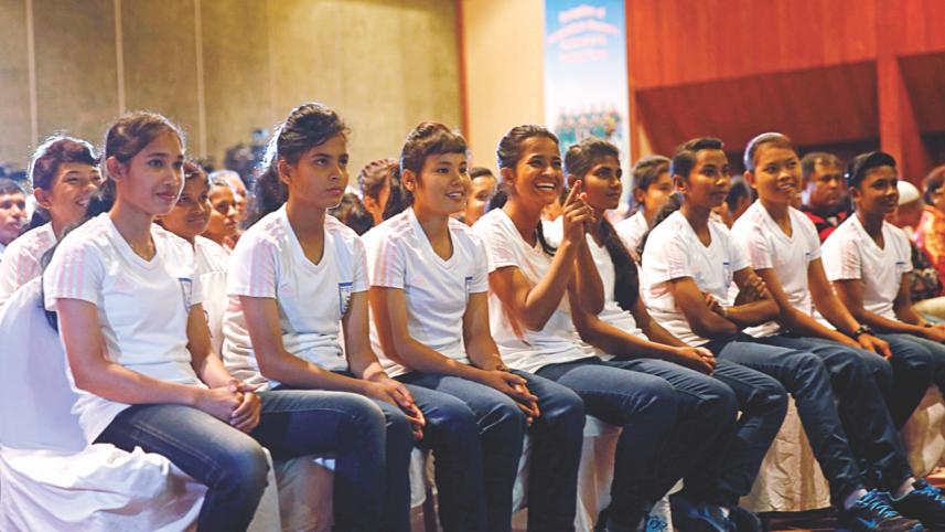 u16 womens reward.jpg