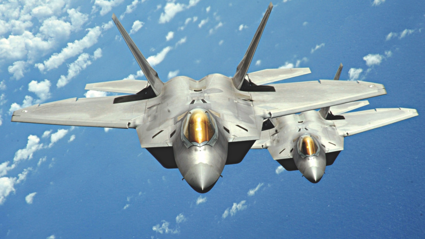 US F-22 stealth fighters.jpg