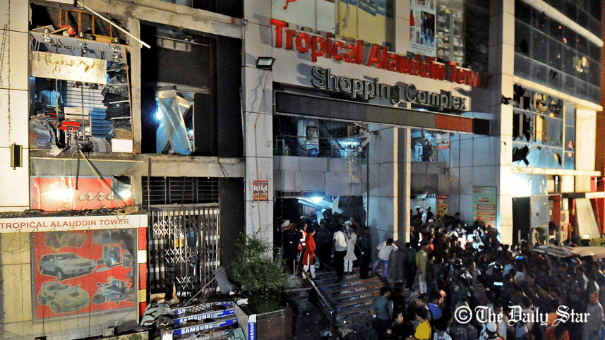 Uttara-shopping mall-fire