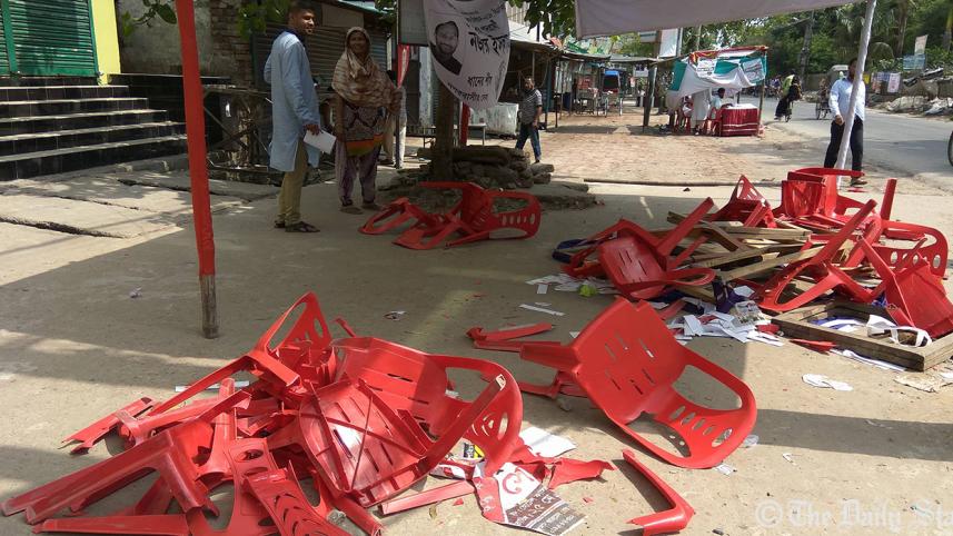 BNP mayor candidate Nazrul Islam Monju vandalised