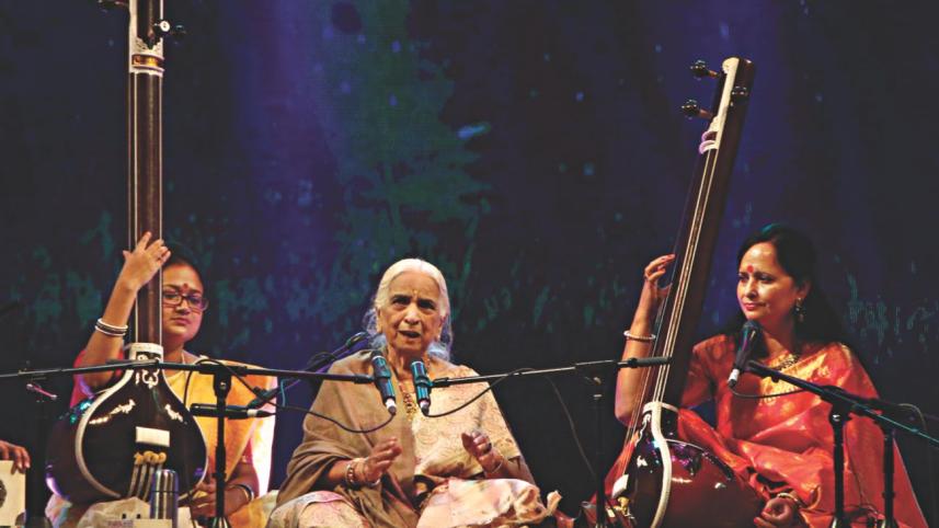 Vidushi Girija Devi