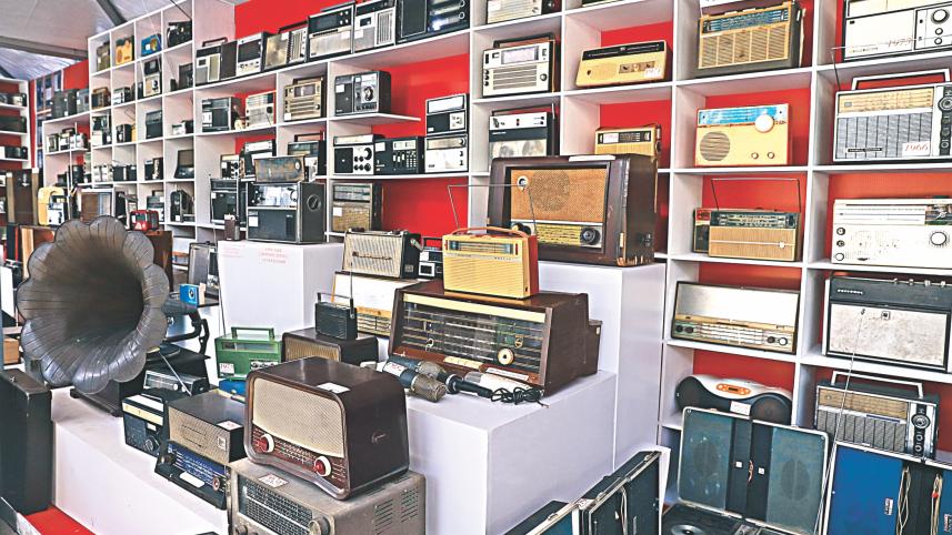 Waves of History1.jpg