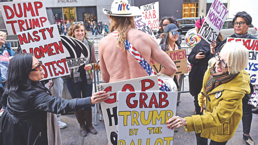 Women chant slogans.jpg