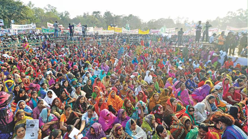 hasina-on-rally.jpg
