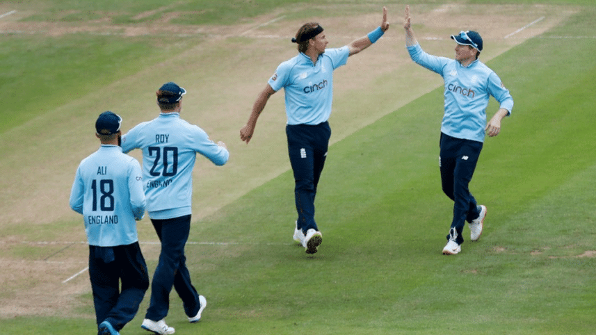 tom_curran.gif