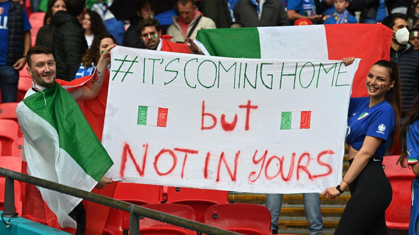 italy_fans.jpg