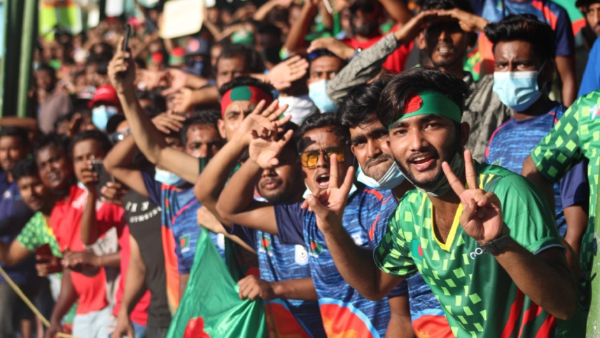 bangladesh_fans.jpg