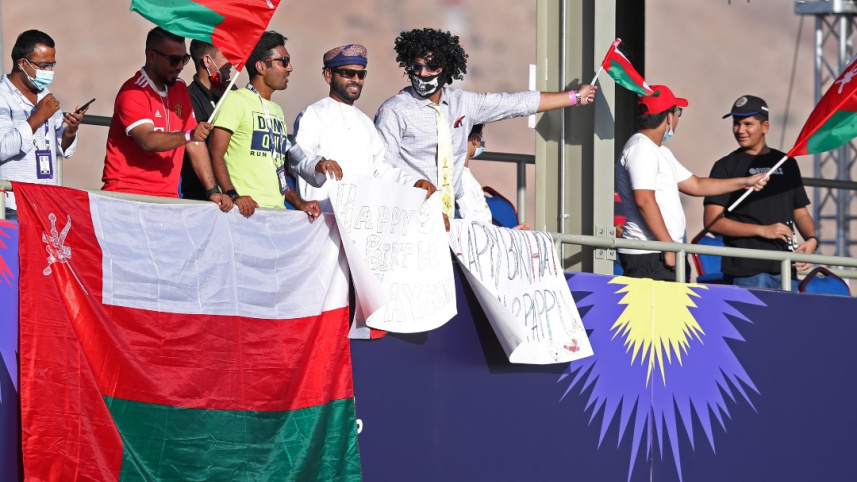 oman_fans_bod.jpg