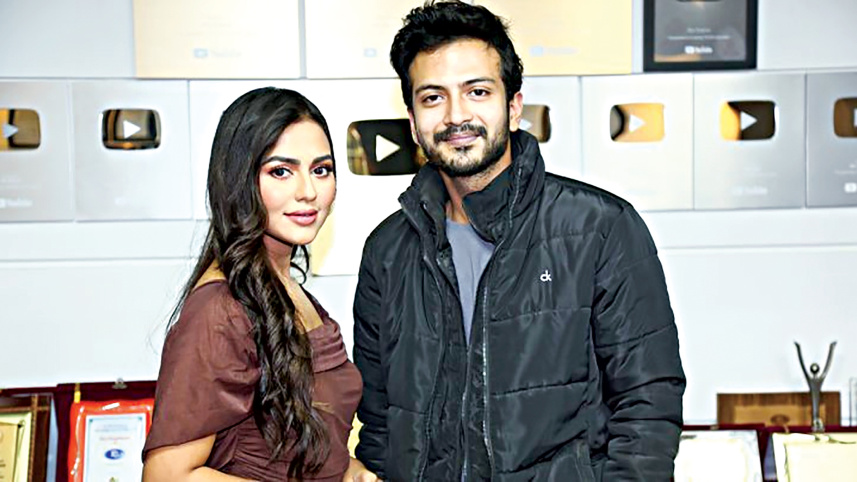 yash_and_nusraat.jpg