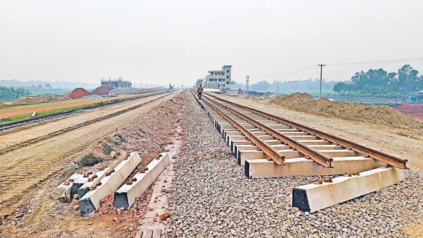 dual-gauge_rail_line.jpg
