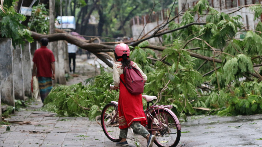 storm-dhaka.jpg