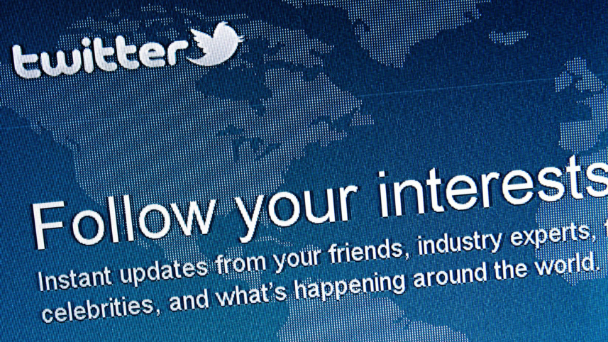 twitter_elon_musk_job_interest.jpg