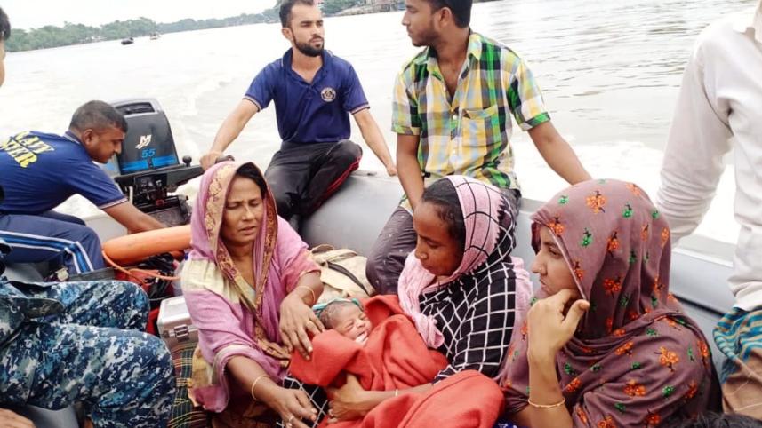 baby-navy-boat-flood