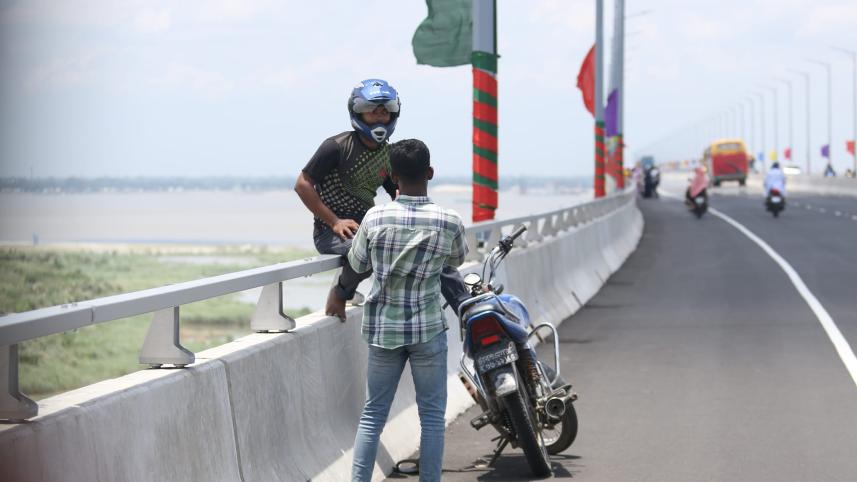 TikTokers and YouTubers