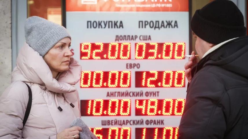 sanctions_have_huge_toll_on_russian_economy-2.jpg