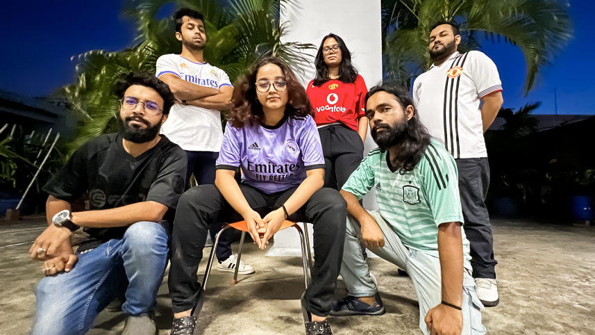 Group of people wearing jersey 