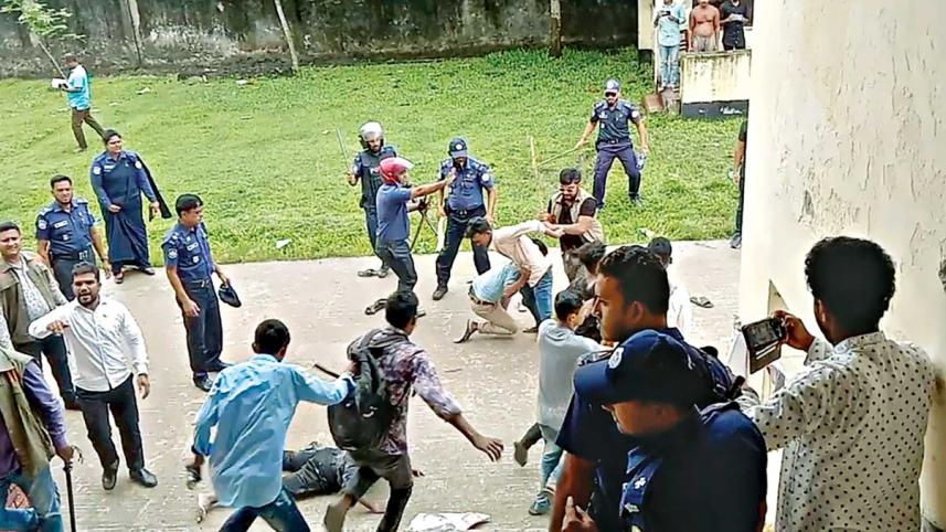 police-bcl-clash-barguna.jpg
