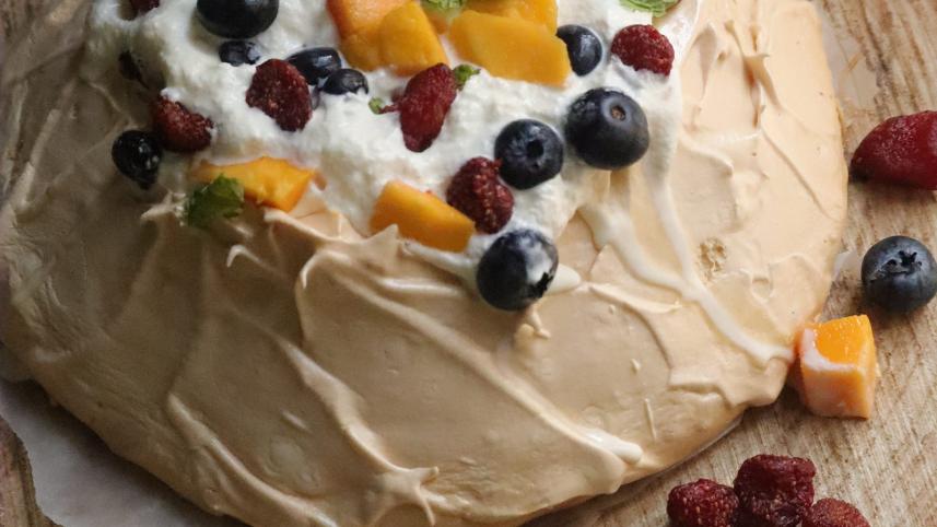 PAVLOVA (Australia)
