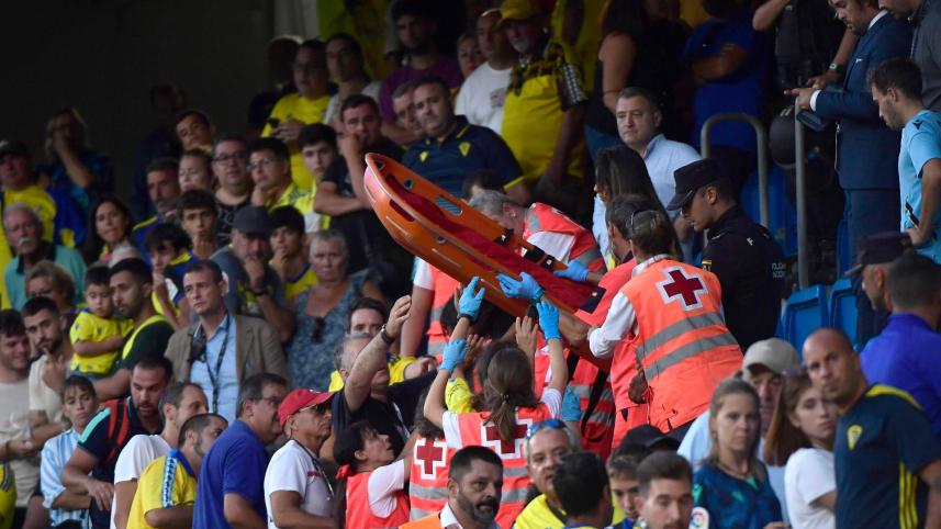 barca_cadiz_fan_emergency.jpg
