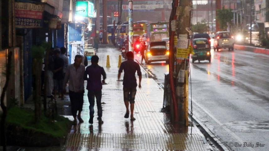 Intermittent rains likely in Dhaka