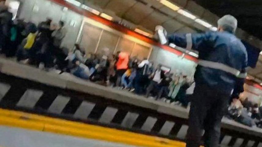 Gunmen kill 9 in protest-hit Iran cities