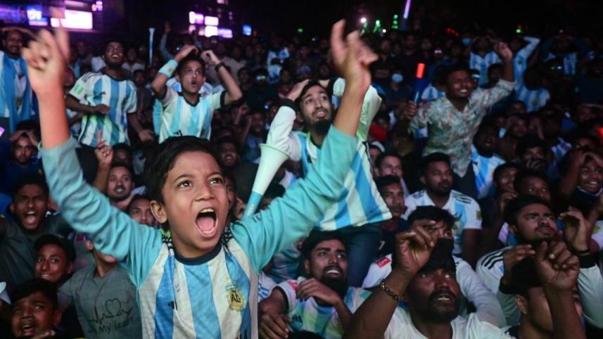 argentina-fans-in-bangladesh-1465189.jpg