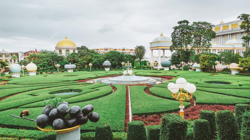 sukhawadee 7 amazing places to visit in Thailand