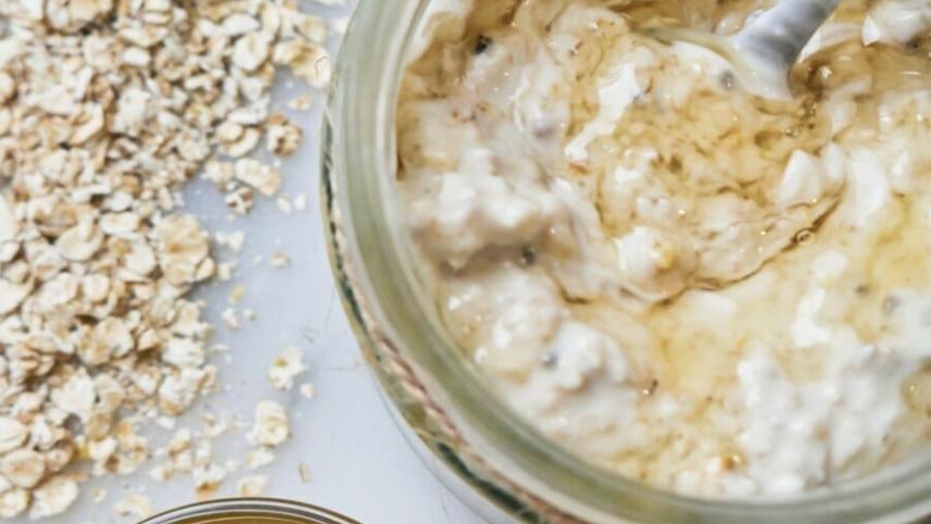 oatmeal honey and yoghurt