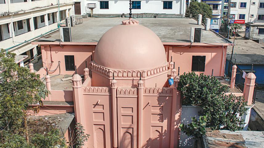 mosque1.jpg
