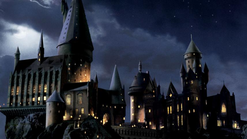hogwarts-castle-.jpg