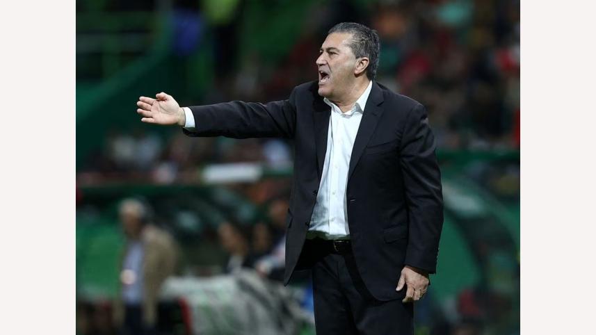 nigeria_coach.jpg