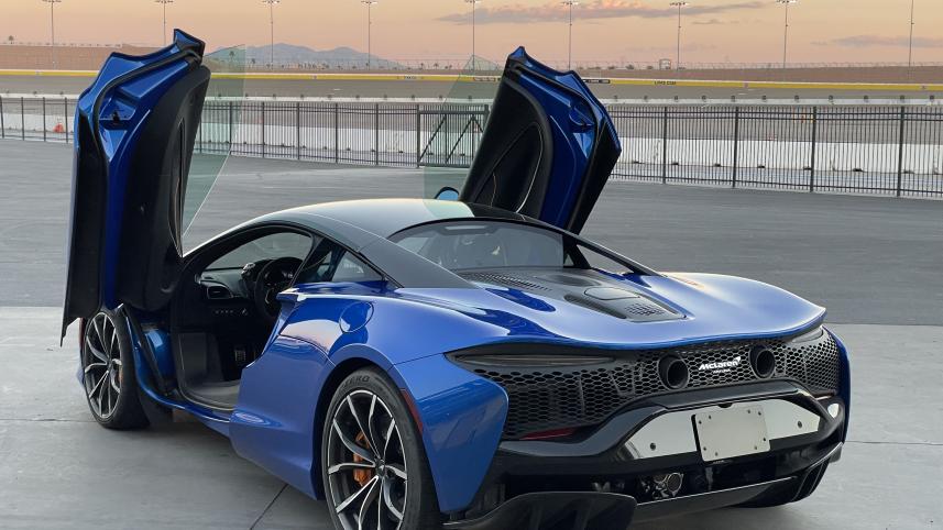 mclaren-artura-3-jpg-1670865666.jpg