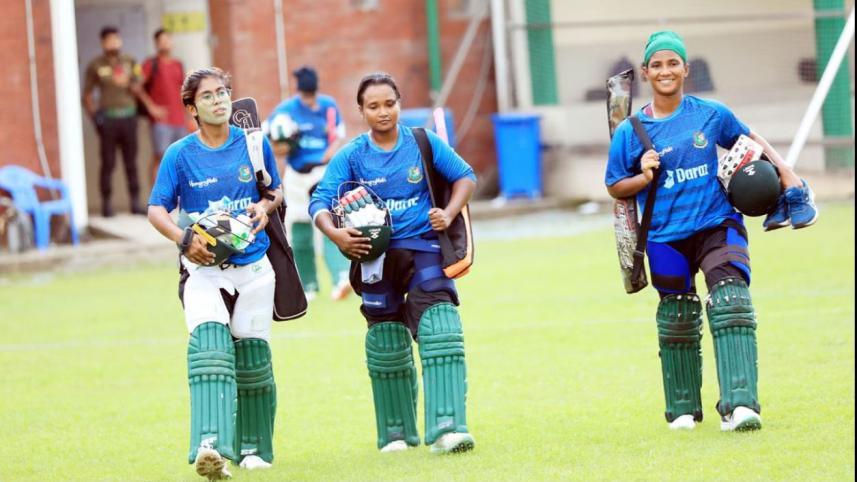 bangladesh_womens_cricket_team_training.jpg