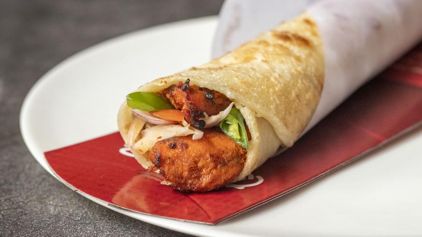 cha chai roll chai 5 budget-friendly places for students to eat in Dhaka 