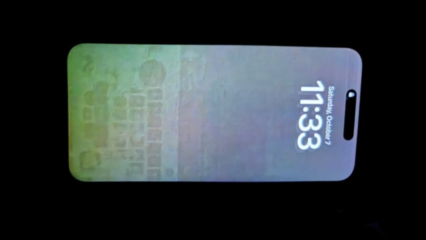 some-iphone-15-pro-max-units-are-suffering-from-a-serious-screen-defect.jpg