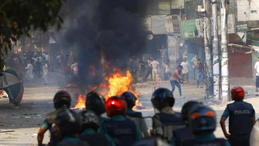 police-bnp-clash_13.jpg