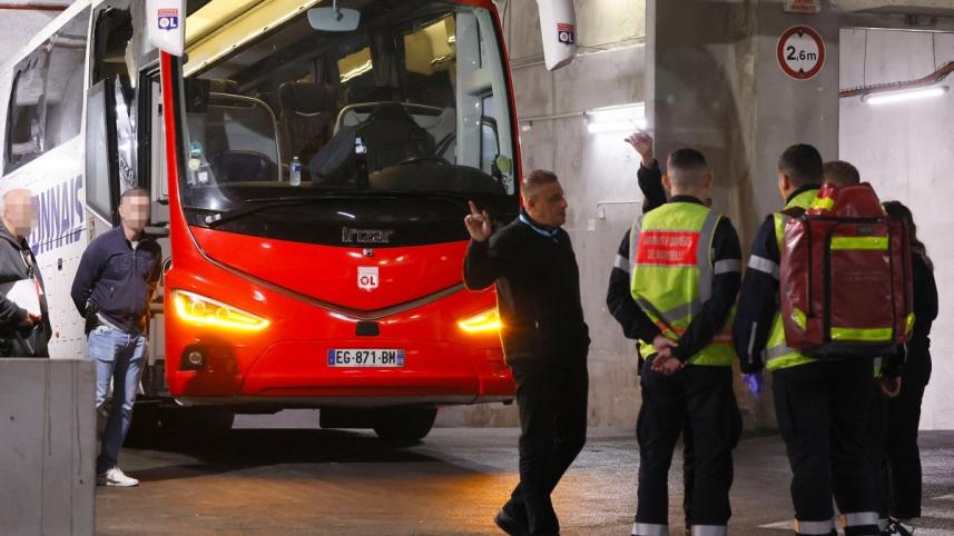 lyon_team_bus.jpg