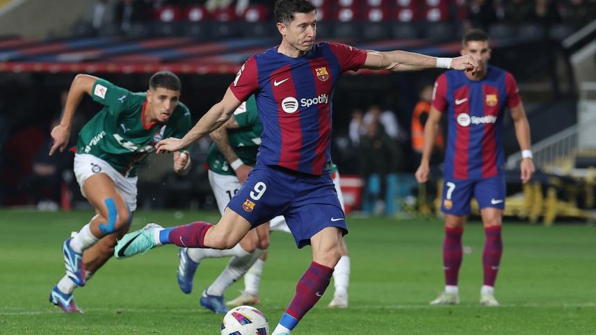 lewa_penalty.jpg