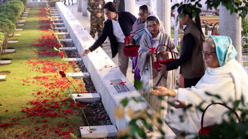 AL's victory in 12th parliamentary election: PM pays homage to Bangabandhu