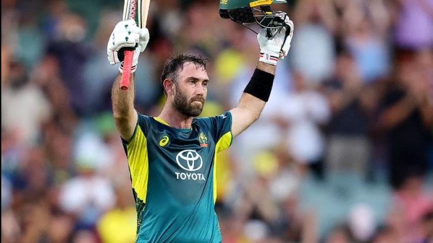 glenn_maxwell_5th_t20i_century.jpg